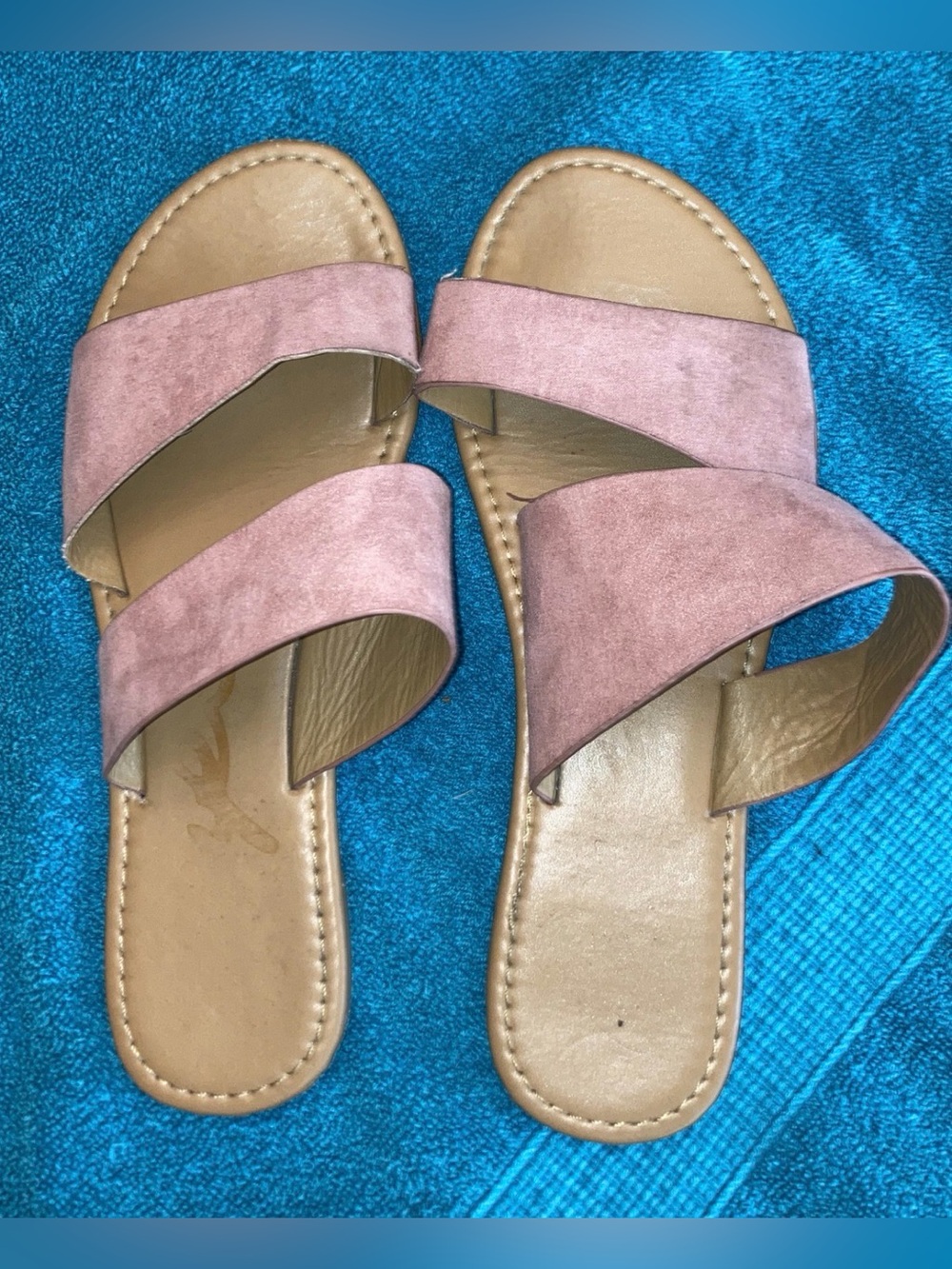 Qupid Women’s Mauve Faux Suede Double Strap Slide Sandals Size 7